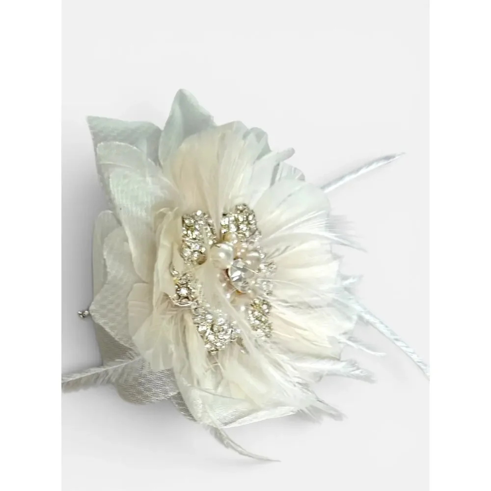 New Bel Aire Bridal Ivory Feather Flower Hair Clip Pearl Style 1965 in Box